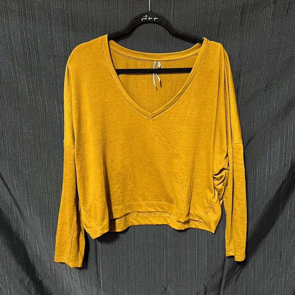 Anthropologie brand goldish brown top‎ / Size M / M-4